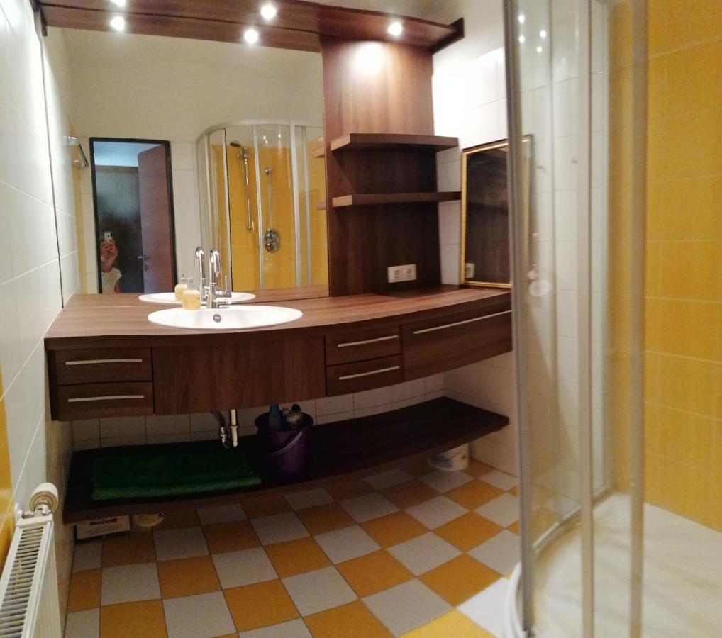 Tschoran Seeappartment Regina Bodensdorf Am Ossiacher See Am Fusse Der Gerlitzen מראה חיצוני תמונה